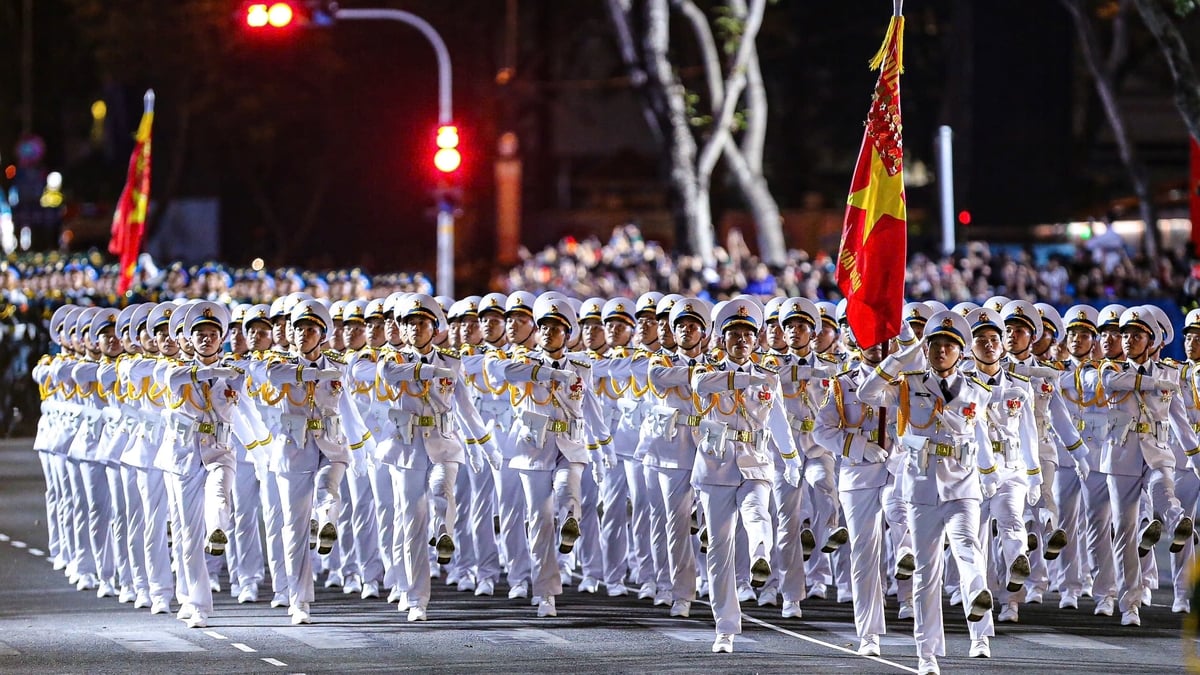 Bước chân vinh quang