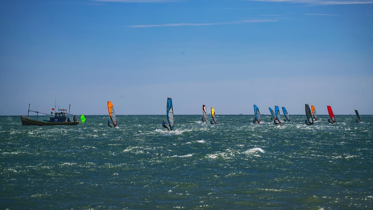Windsurfing