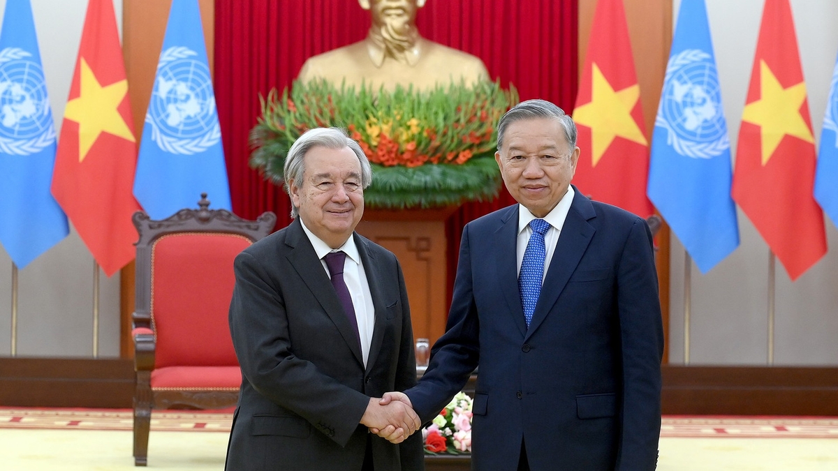 【写真】ト・ラム事務総長、アントニオ・グテーレス国連事務総長と会見