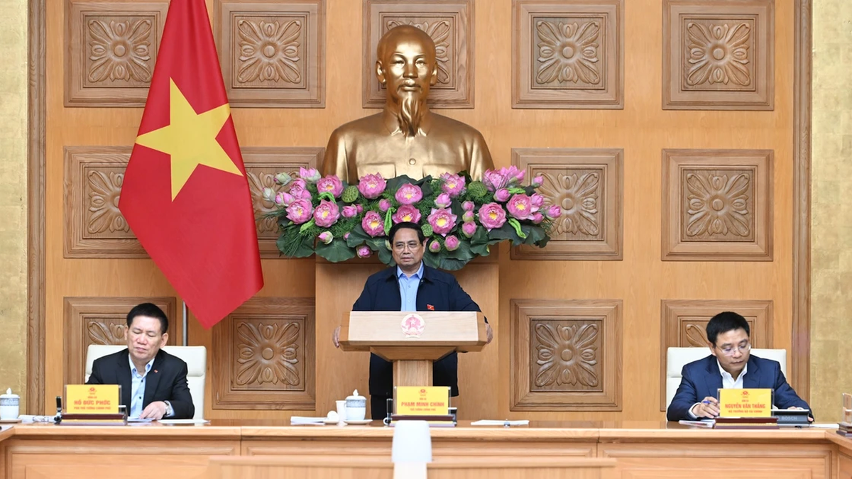 【写真】ファム・ミン・チン首相が民間経済発展に関する運営委員会の第2回会議を主宰。