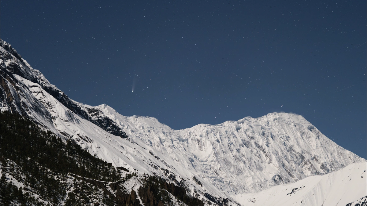 Vietnamesisk kille "fångade" millenniumkomet i Himalaya: "Vi ses om... 1 000 år!"