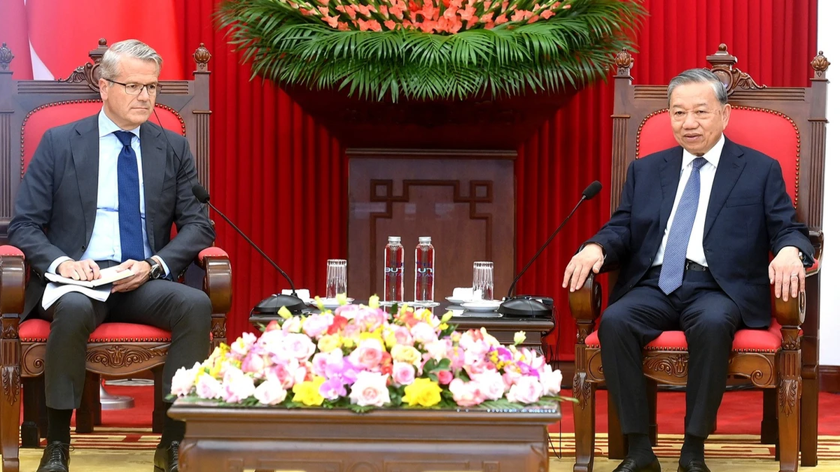 [صورة] الأمين العام تو لام يستقبل الرئيس التنفيذي لمجموعة AP Moller-Maersk، الدنمارك