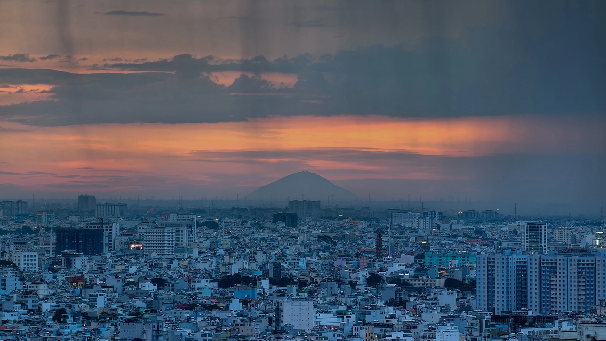 ホーチミン市からバデン山をはっきりと見るのは4回目だが、めったにない