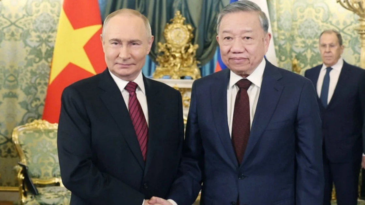 [Ảnh] Tổng Bí thư Tô Lâm hội đàm hẹp với Tổng thống Nga Vladimir Putin