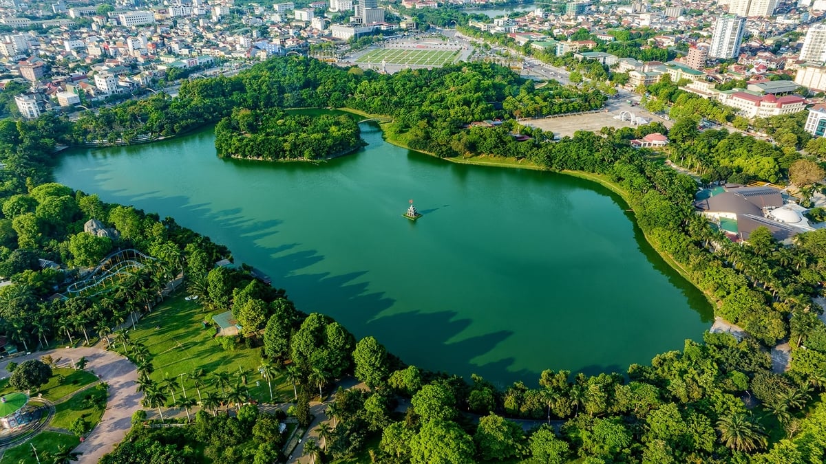 Panorama von Vinh, einem modernen Stadtgebiet an der North Central Coast