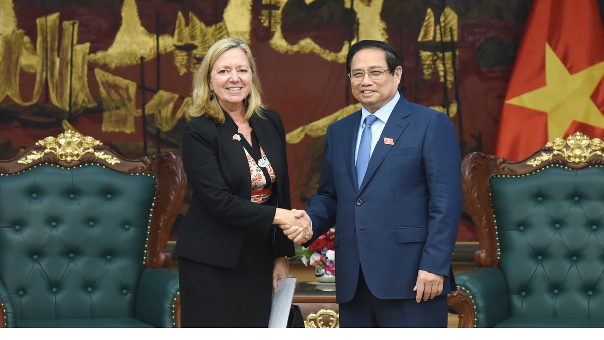 [Foto] Premierminister Pham Minh Chinh empfängt den Landesdirektor des Regionalbüros der Weltbank für Vietnam, Laos und Kambodscha