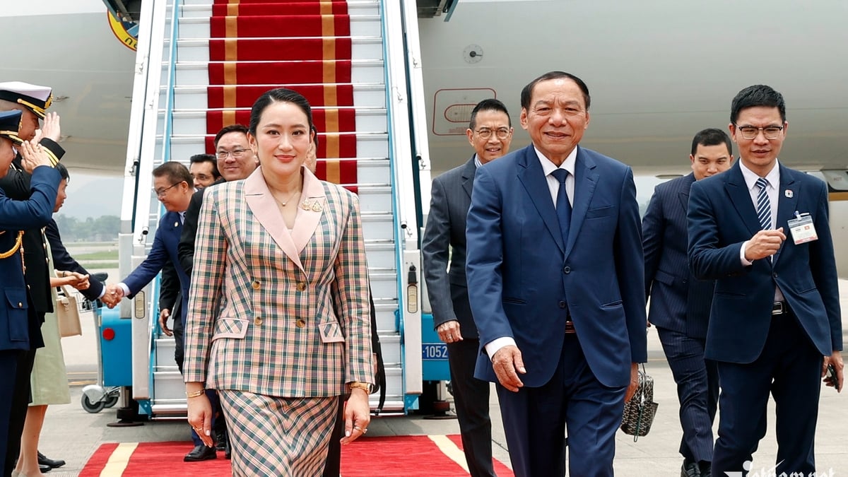 Nữ Thủ tướng Thái Lan đến Hà Nội