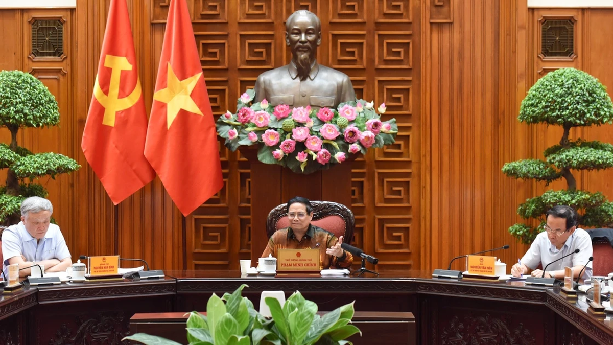 [Ảnh] Thủ tướng Phạm Minh Chính chủ trì họp về dự thảo Nghị quyết của Quốc hội về Trung tâm tài chính quốc tế tại Việt Nam