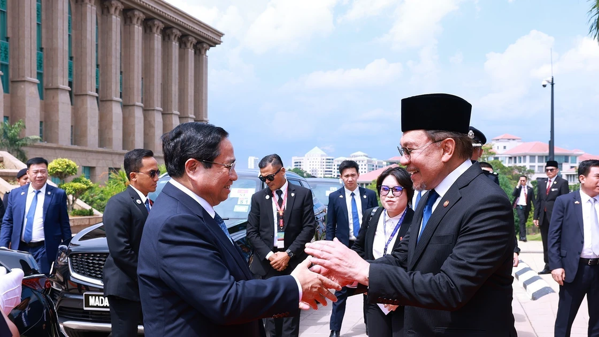 [ภาพ] พิธีต้อนรับนายกรัฐมนตรี Pham Minh Chinh และภริยา ขณะเยือนมาเลเซียอย่างเป็นทางการ