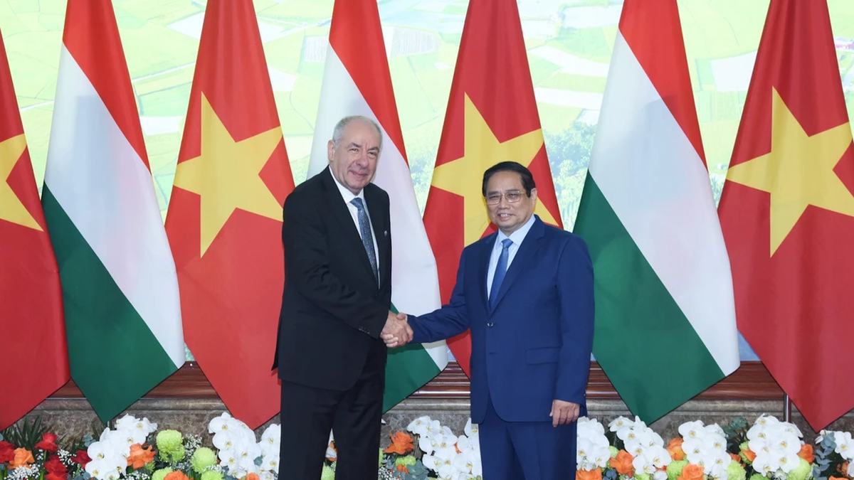 [Ảnh] Thủ tướng Phạm Minh Chính hội kiến với Tổng thống Hungary Sulyok Tamas