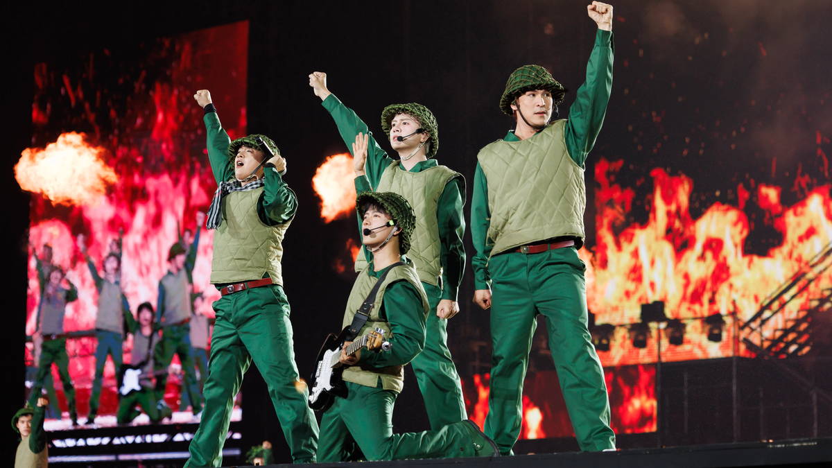 'Grounds' ends brilliantly: 33 talented actors explode, tens of thousands of fans 'party in the rain'