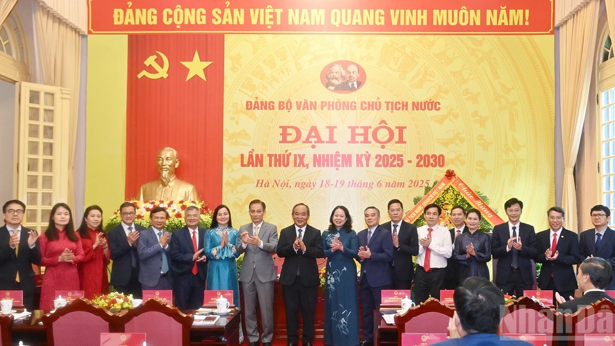 [Photo] Le 9e Congrès du Comité du Parti du Bureau du Président, mandat 2025-2030