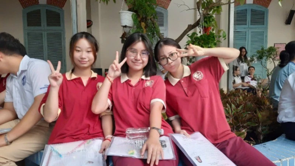 Gần 100 nghìn thí sinh tại Thành phố Hồ Chí Minh bước vào Kỳ thi tốt nghiệp THPT năm 2025