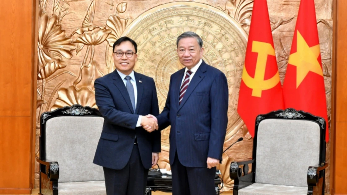 [Ảnh] Tổng Bí thư Tô Lâm tiếp Đại sứ Hàn Quốc tại Việt Nam
