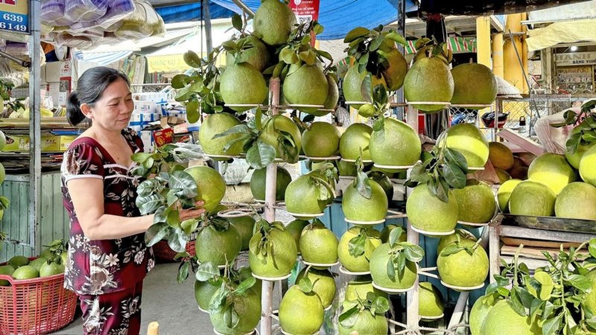 តម្លៃផ្លែឈើជាច្រើនបានធ្លាក់ចុះ។