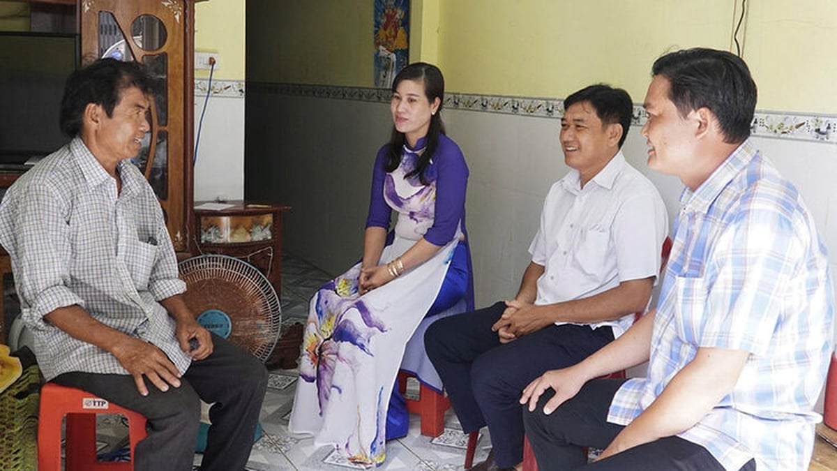 Party members as "nucleus" to eliminate poverty