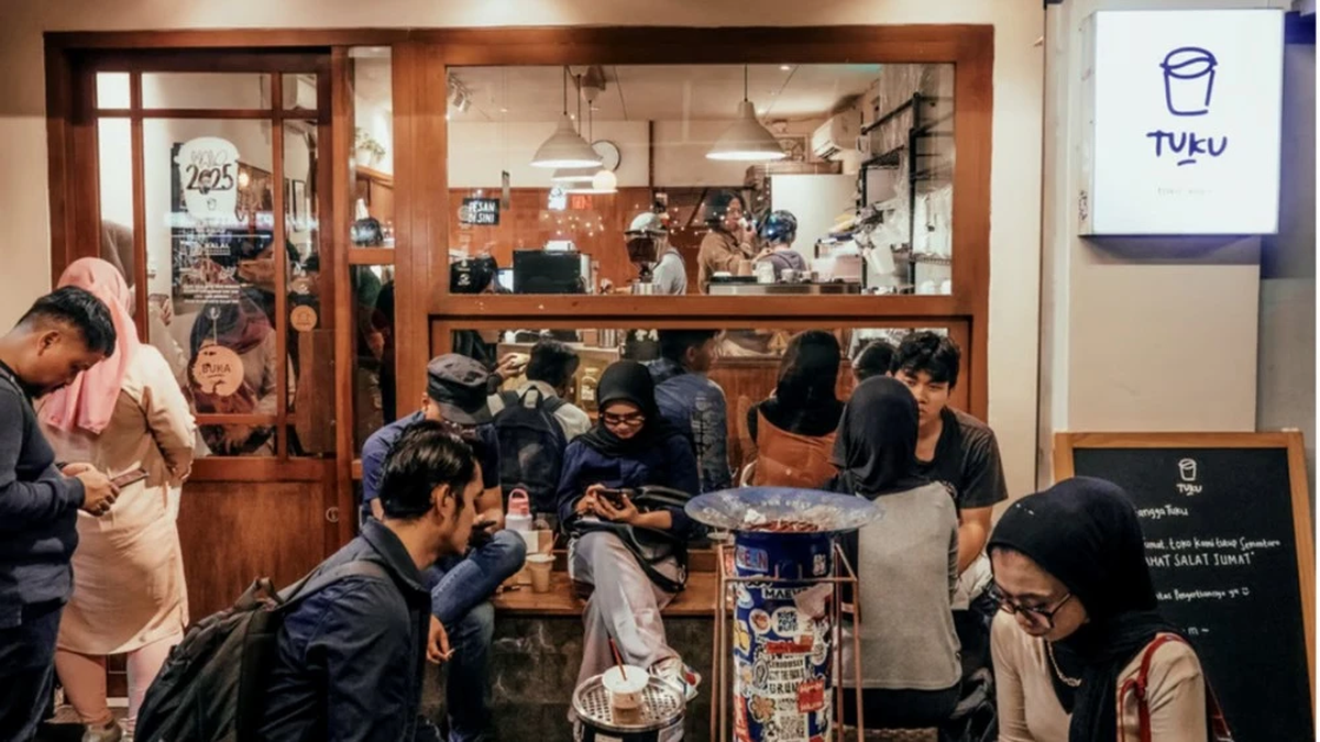 Discover Indonesia through festival culture and trendy coffee