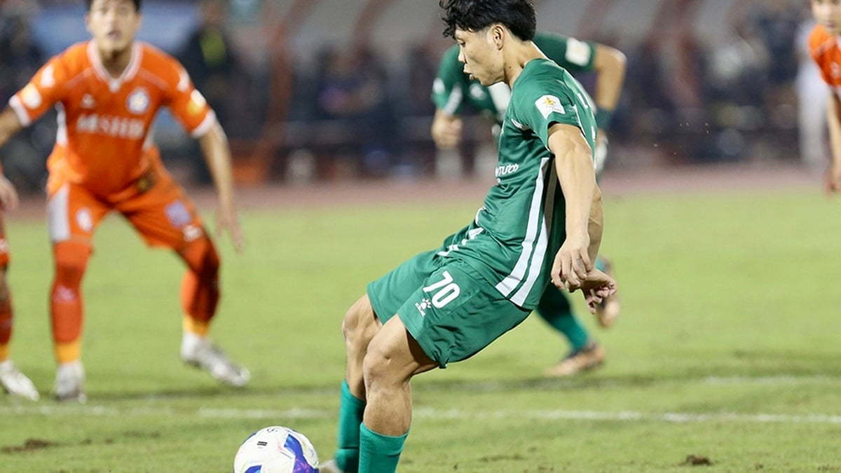 Cong Phuong and Binh Phuoc face difficulties: V-League promotion door not wide open