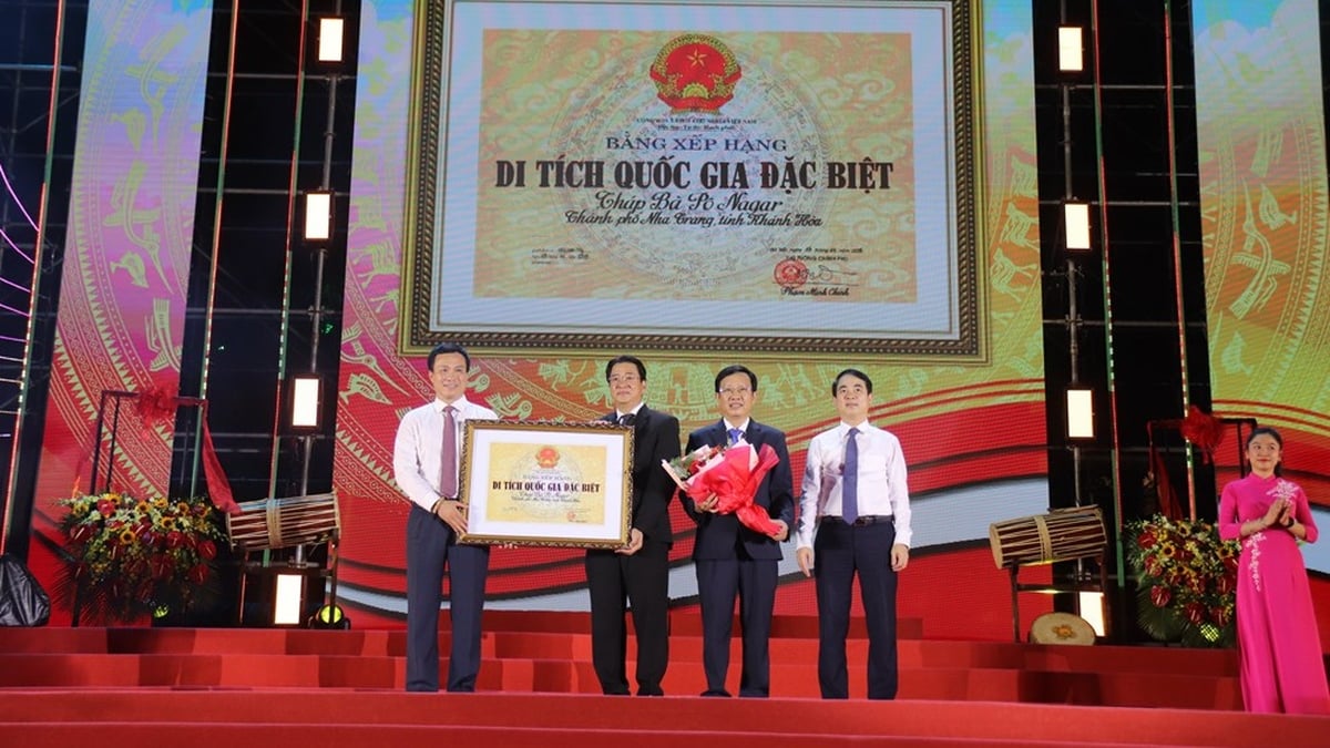 Khanh Hoa: En honor a la reliquia de la Torre Po Nagar y a la profesión de explotación de madera de agar
