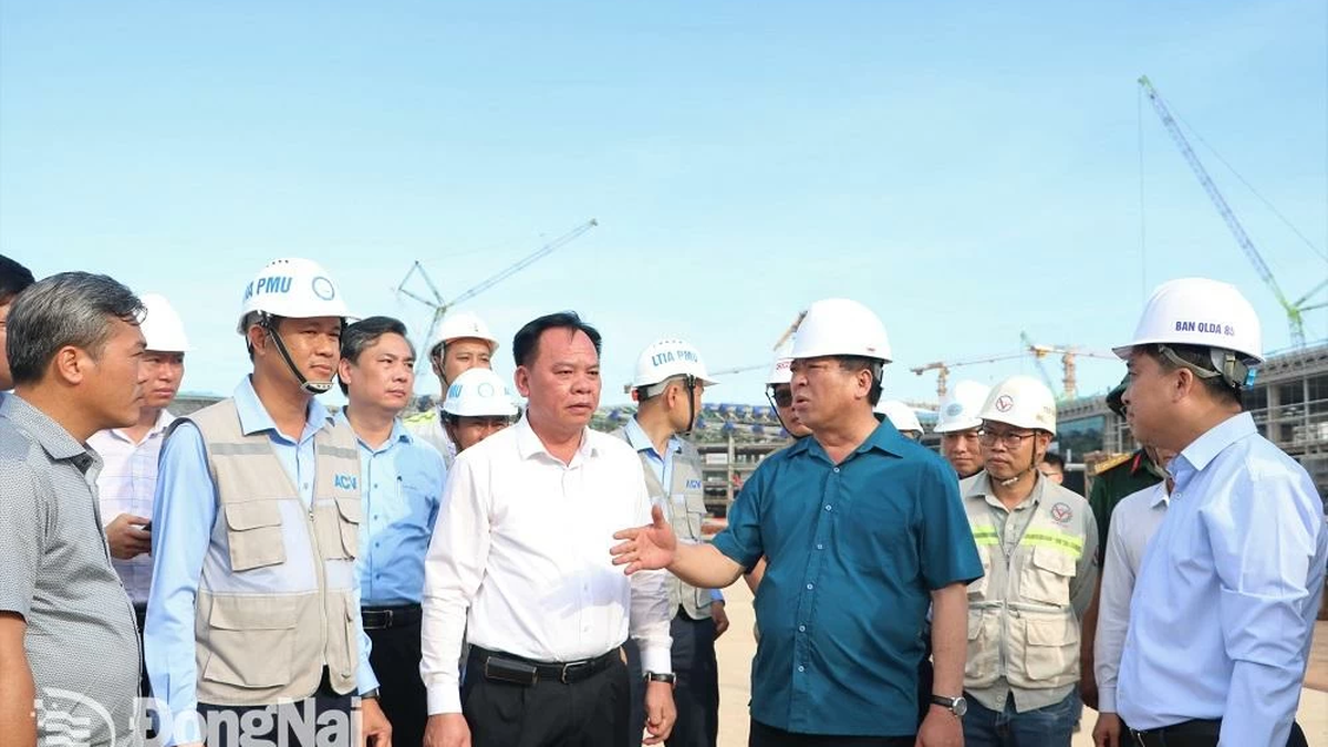 يجب أن يتم فتح الطريق الرئيسي لطريق Bien Hoa - Vung Tau من الناحية الفنية أمام حركة المرور قبل 19 ديسمبر.