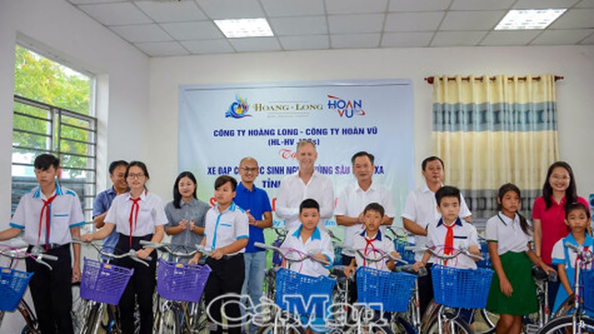 Campaign to give 76 bicycles to poor students