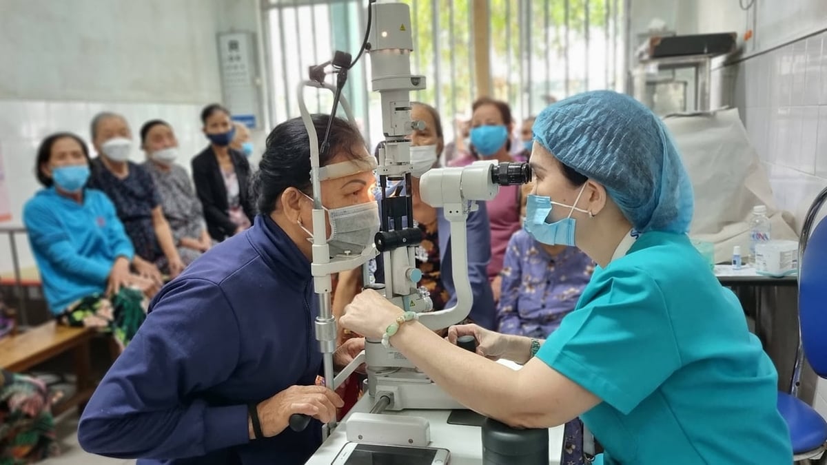 โครงการ Tam Ky สนับสนุนการผ่าตัด PHACO ฟรีที่โรงพยาบาลทั่วไป Quang Nam