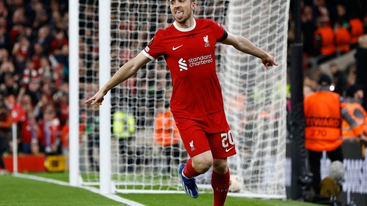 Liverpool retires No. 20 shirt in memory of Diogo Jota