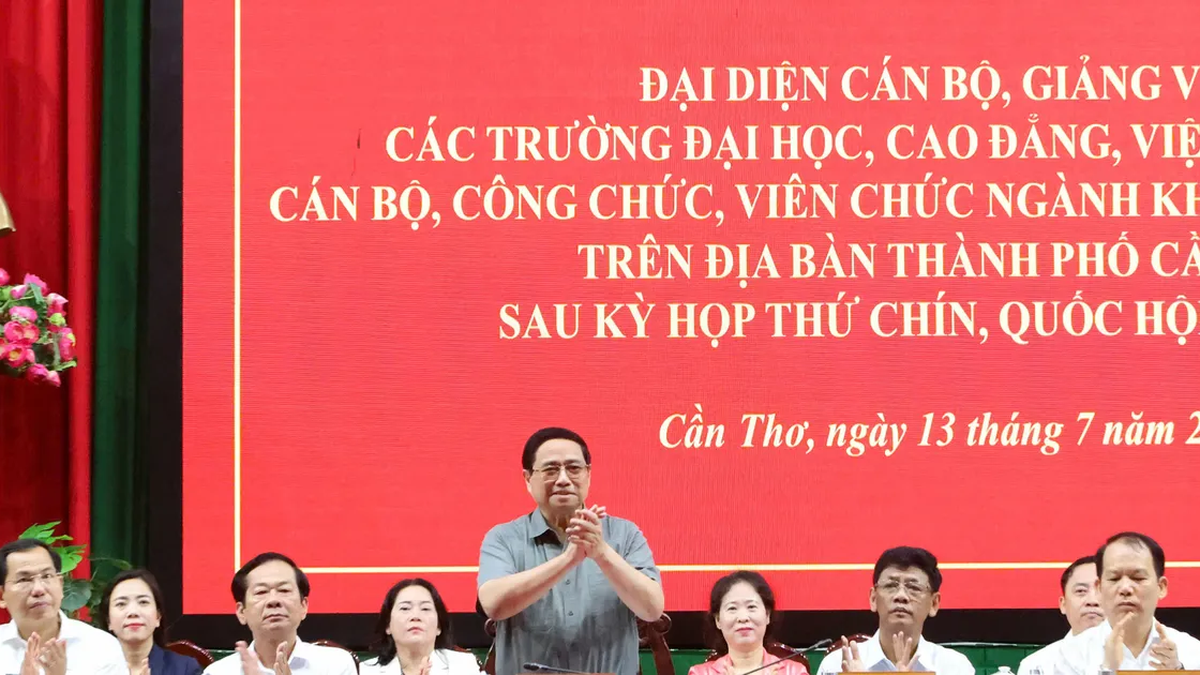 នាយករដ្ឋមន្ត្រី Pham Minh Chinh៖ Can Tho ត្រូវតែជាក្បាលរថភ្លើងនៃដីសណ្ដទន្លេមេគង្គលើគ្រប់វិស័យ។