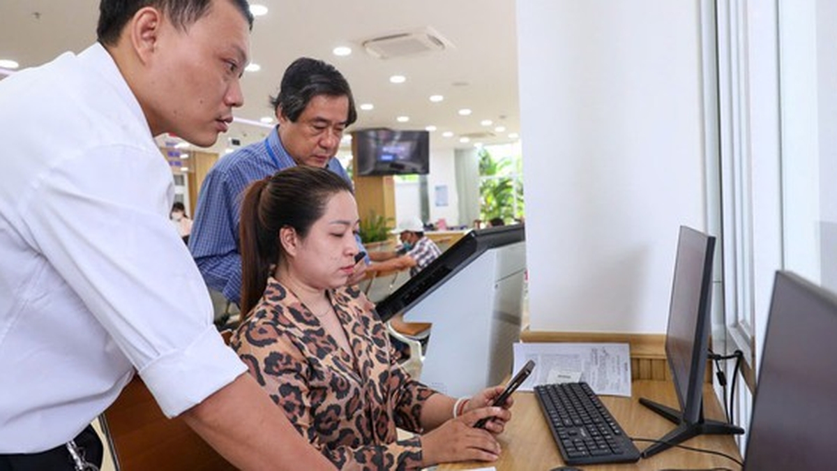 AI civil servants serving citizens