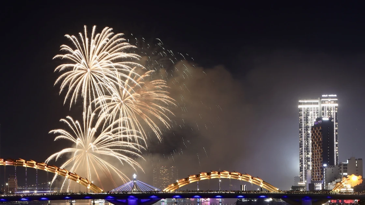 Da Nang International Fireworks Festival DIFF-2025: Chinese team wins championship