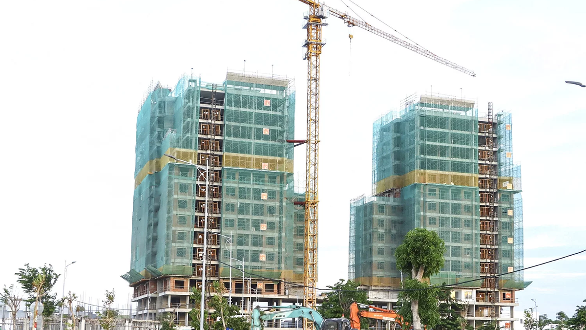 Real estate market continues to grow