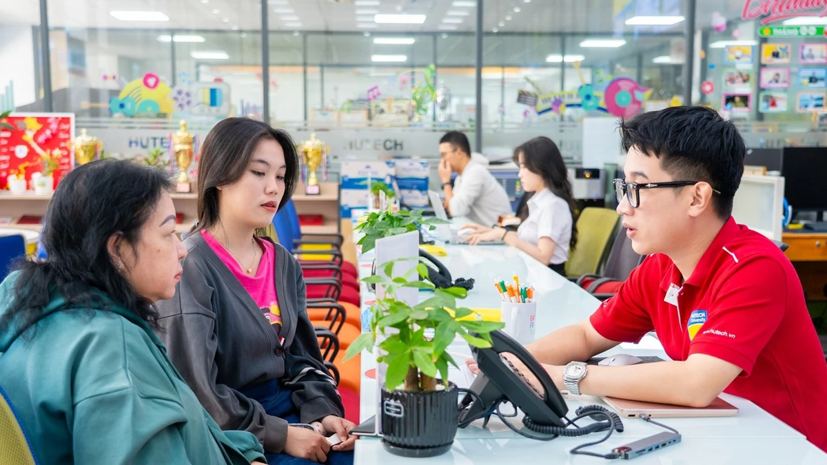 ពិន្ទុចូលរៀនអប្បបរមានៅសាកលវិទ្យាល័យបច្ចេកវិទ្យាទីក្រុងហូជីមិញគឺ ១៥ ពិន្ទុ និង ១៨ ពិន្ទុ។