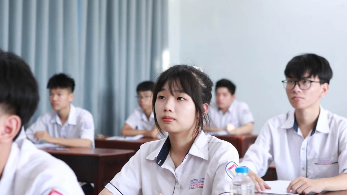 Ninh Binh ist landesweit führend bei den Durchschnittsnoten in Mathematik, Informationstechnologie und Geographie.