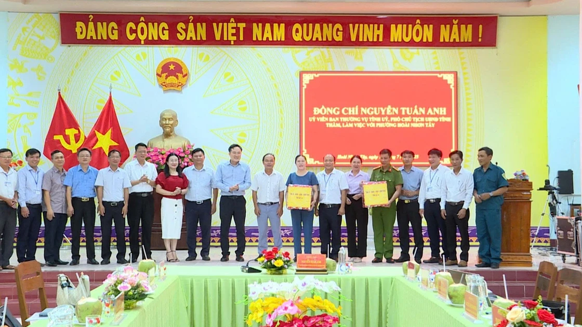 Hoai Nhon Tay et Hoai Nhon Bac doivent appliquer l'IA pour améliorer l'efficacité du travail