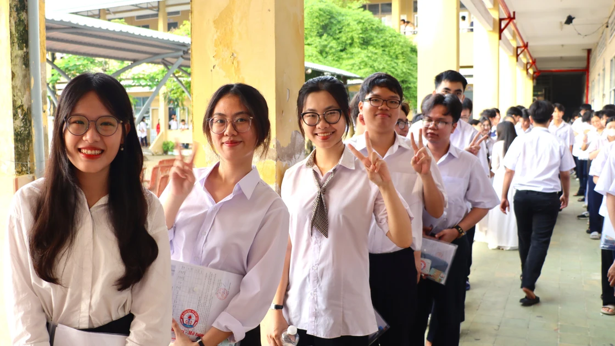 Les candidats ayant obtenu leur diplôme d'études secondaires à Ca Mau ont atteint 99,37 %