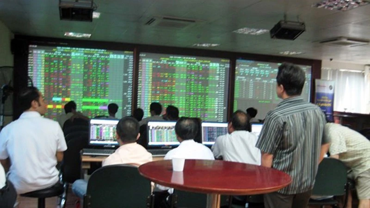 ارتفاع أسهم العقارات، ومؤشر VN يتجاوز 1490 نقطة