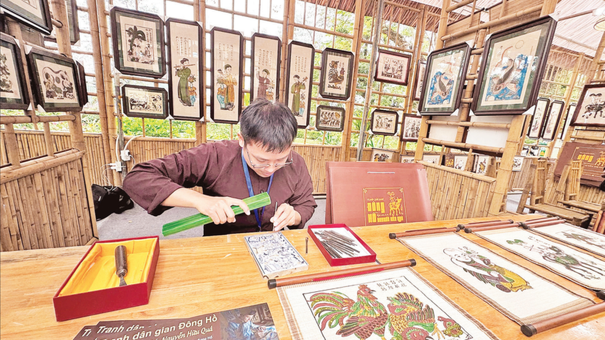 Relier le patrimoine de la peinture populaire Dong Ho au monde