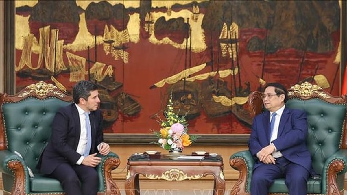 首相：ベトナムの株式市場を新興国グループに組み入れるためにFTSEラッセルを提案