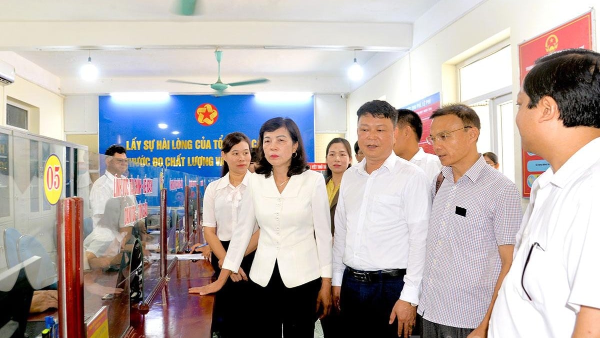 Provincial leaders survey and grasp the situation of local government operations at two levels.