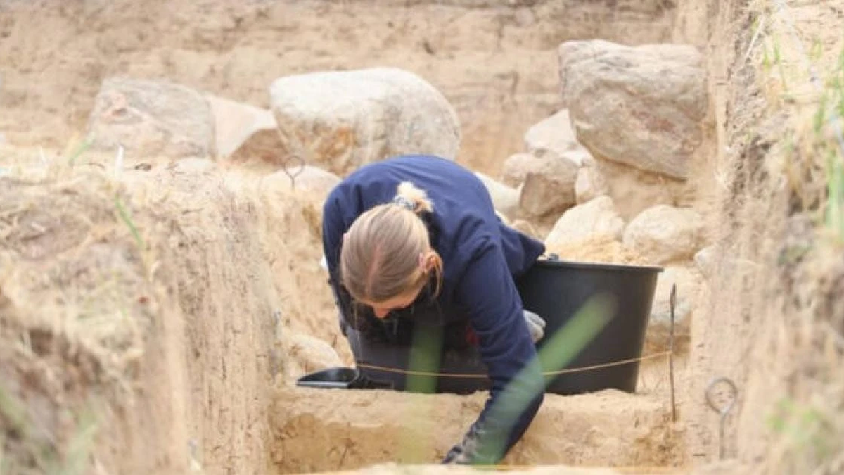 Shocking discovery of strange object in ancient pyramid-style tomb