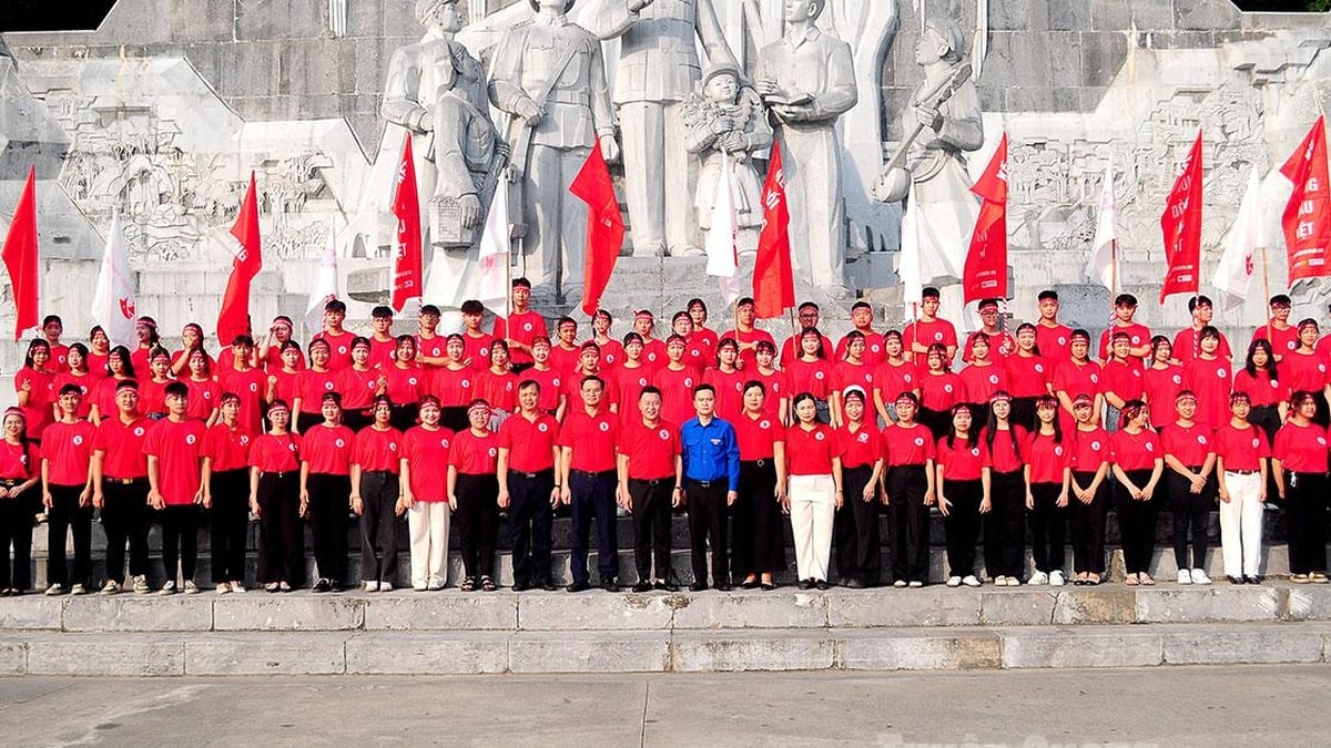 Ceremonia de lanzamiento de Red Journey 2025