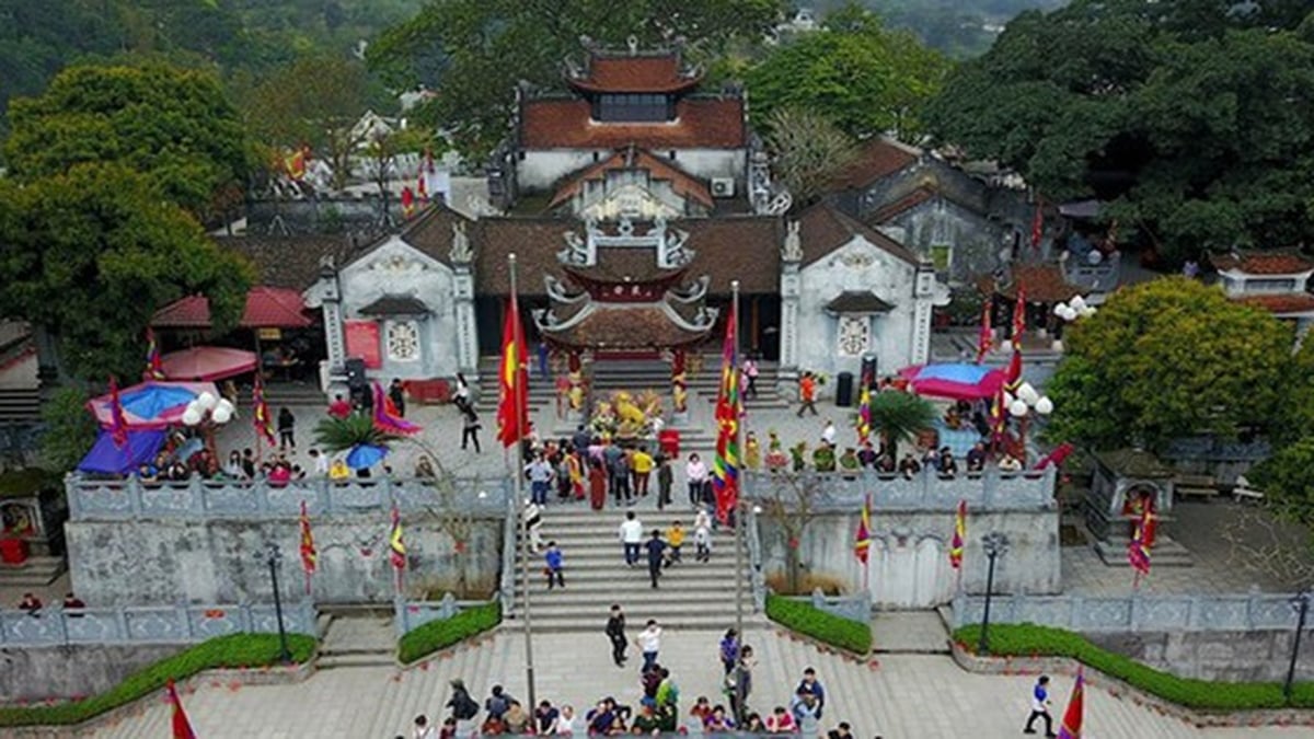 ក្រសួង​វប្បធម៌ កីឡា និង​ទេសចរណ៍​ផ្តល់​យោបល់​លើ​ការងារ​បង្កើត​ផែនការ​អភិរក្ស ជួសជុល និង​ជួសជុល​ប្រាសាទ​បុរាណ​ពិសេស​របស់​ប្រាសាទ Cua Ong។