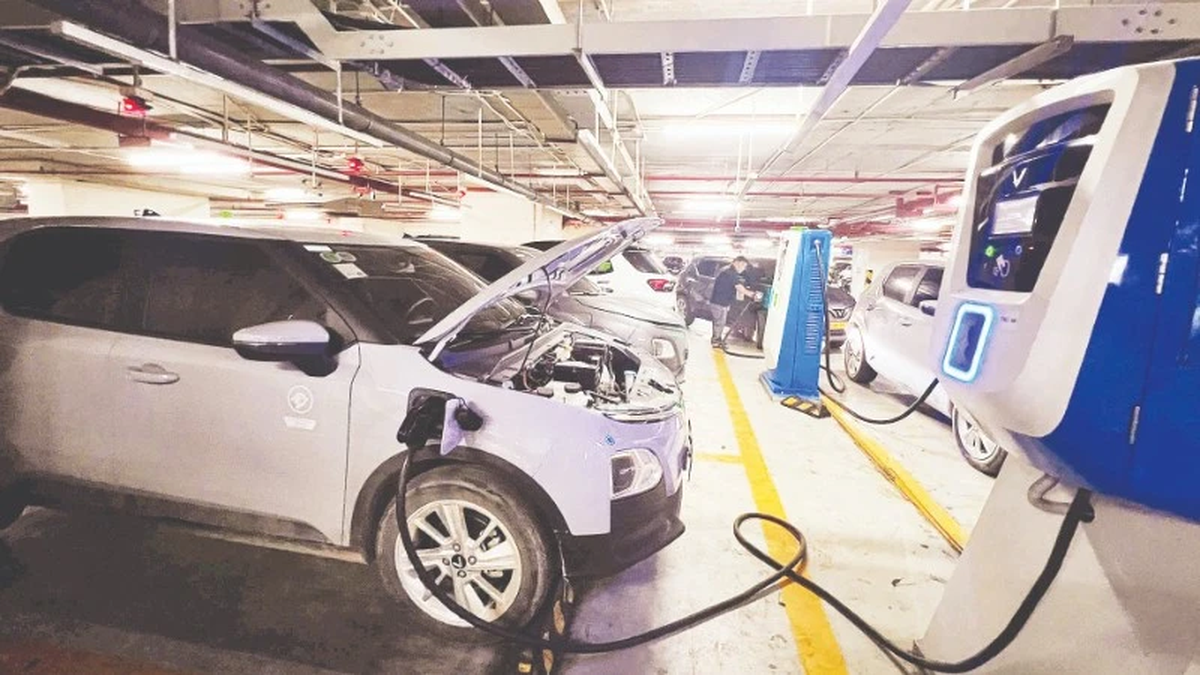 Station de recharge solaire pour les zones à faible ensoleillement