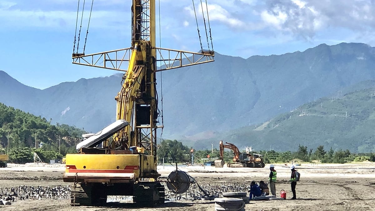 Amener le port de Chan May au niveau national
