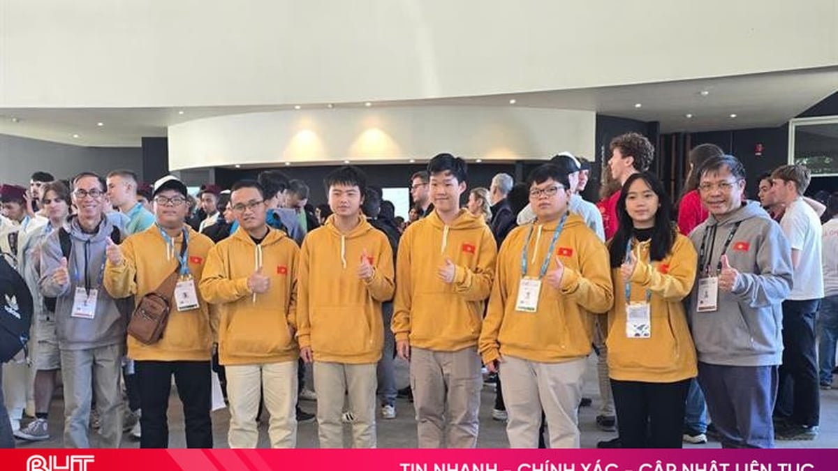 Neueste Informationen des Ministeriums für Bildung und Ausbildung über zwei Ha Tinh-Schüler, die bei der Internationalen Mathematik-Olympiade Goldmedaillen gewonnen haben