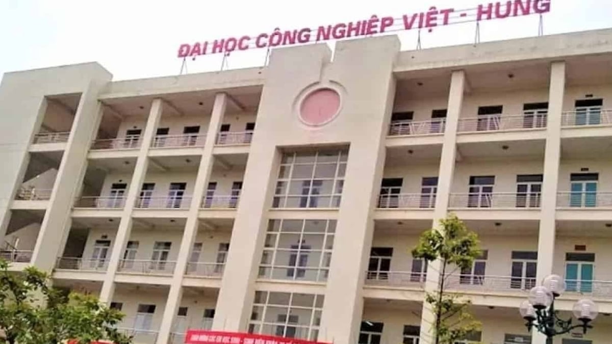 درجة القبول في جامعة فيت هونغ للصناعة 2025