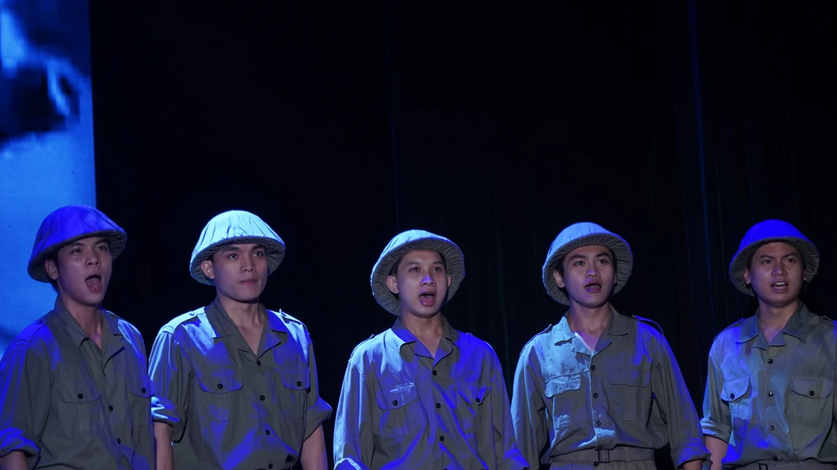 Koreanischer Regisseur widmet sich der Produktion eines Musicals über Onkel Ho und die vietnamesische Revolution