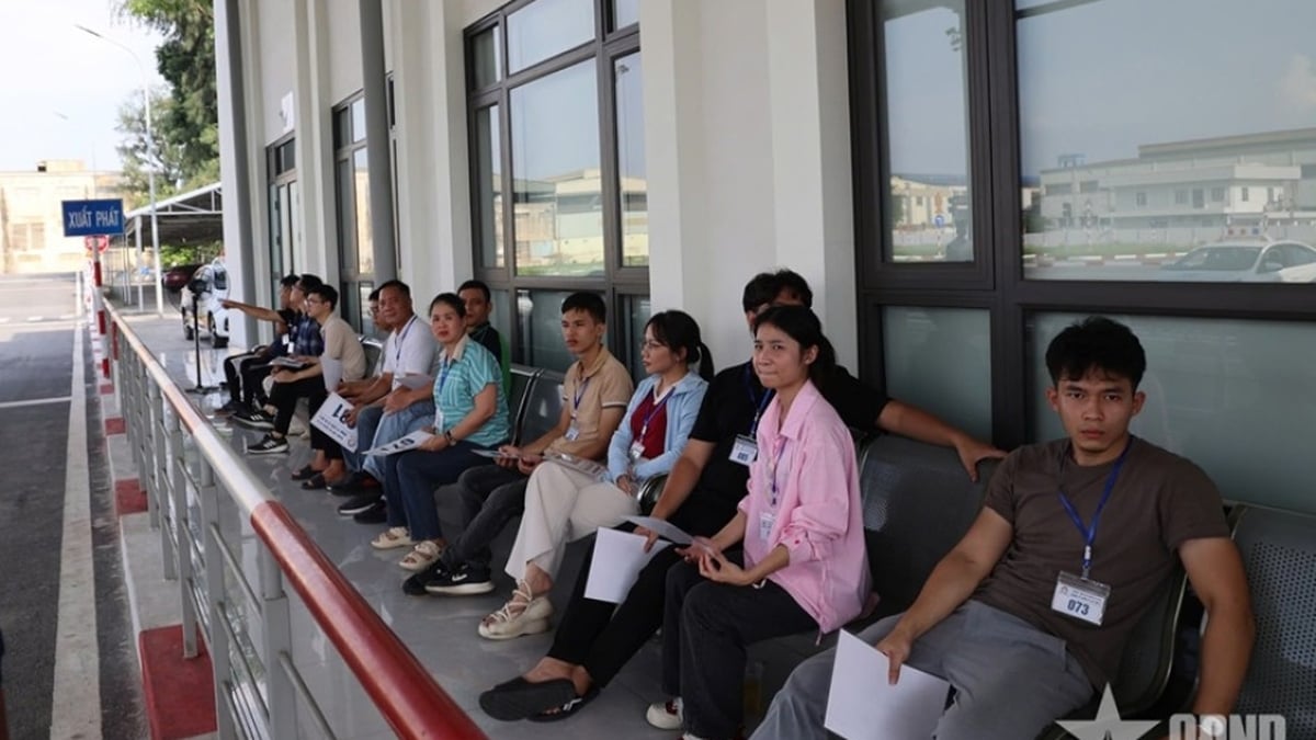 Hanoi: Hochsaison für Führerscheinprüfungen, viele Einrichtungen haben aufgrund fehlender Kandidaten mit Schwierigkeiten