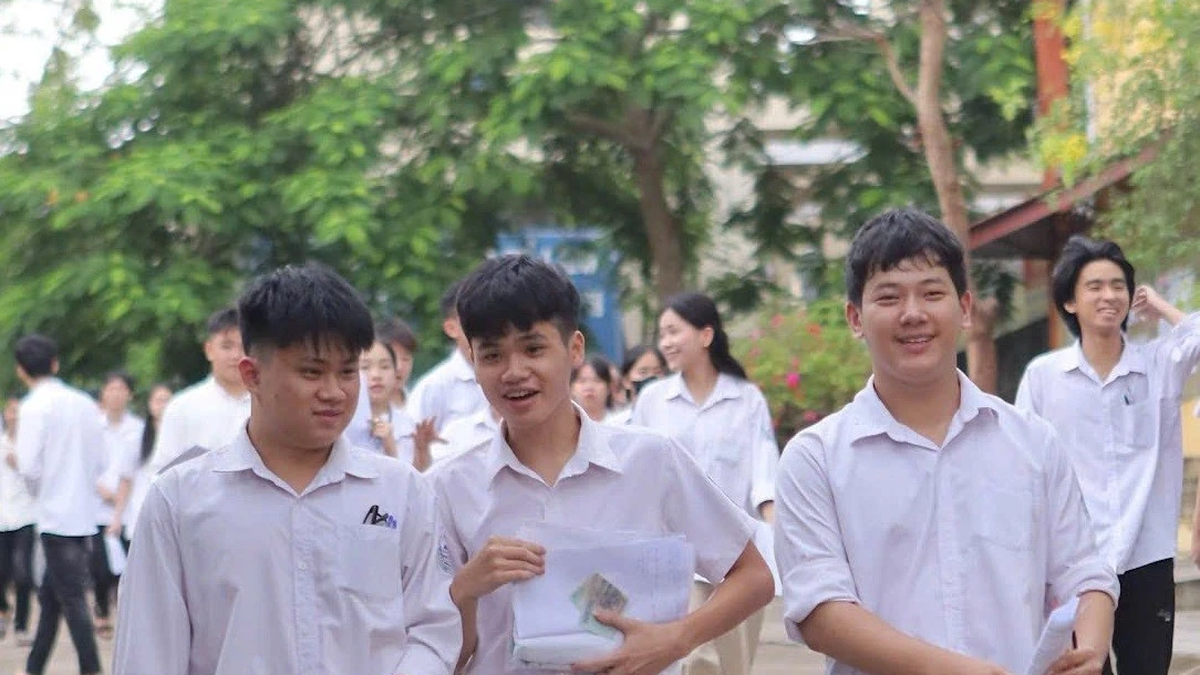 ส่งเสริมผลการเรียนจบมัธยมศึกษาตอนปลายของไทเหงียนและกาวบั่ง