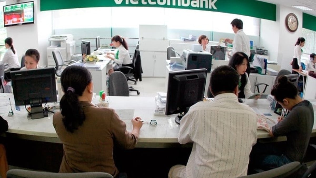 Tasas de interés de depósitos de Vietcombank en julio de 2025: tasas de interés altas para plazos largos, los clientes individuales se benefician